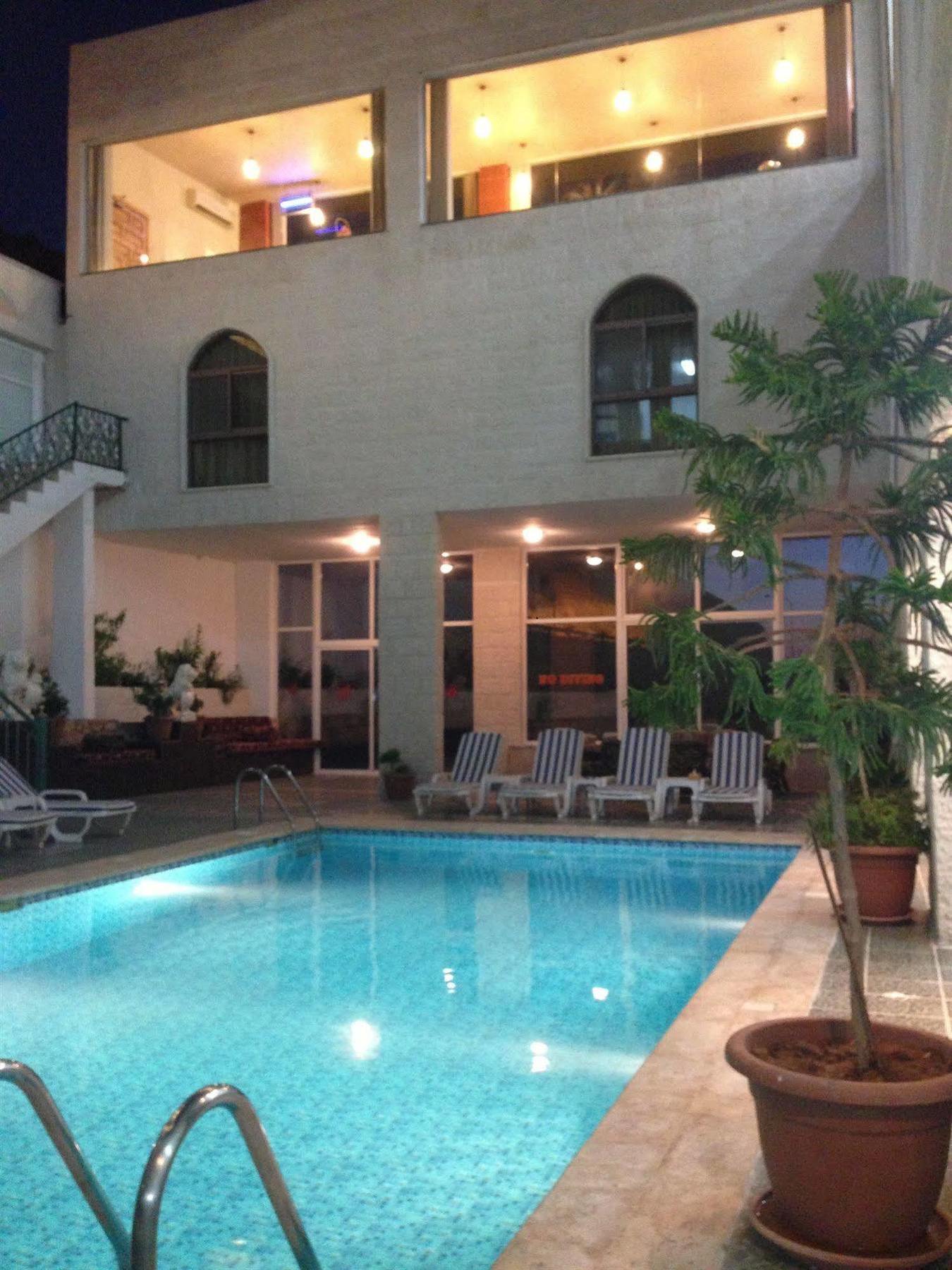 Al Anbat Hotel & Restaurant Wadi Musa Exteriér fotografie
