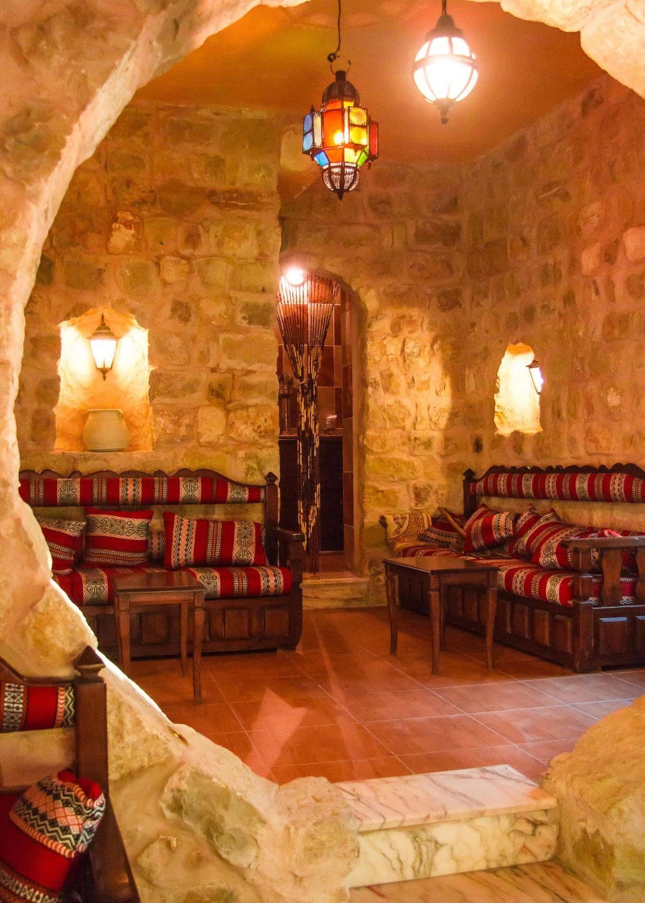 Al Anbat Hotel & Restaurant Wadi Musa Exteriér fotografie
